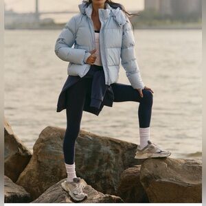 Vuori Women’s Alta Down Jacket NWT